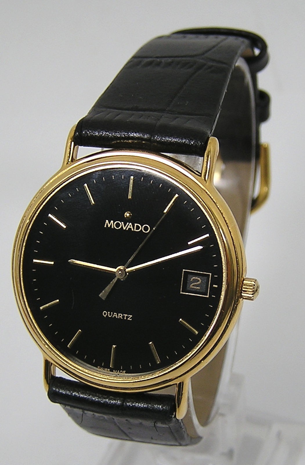 Elegant Rare Black Dial Men’s Movado Dress Watch 87-59-885 Black Dial 33.2mm