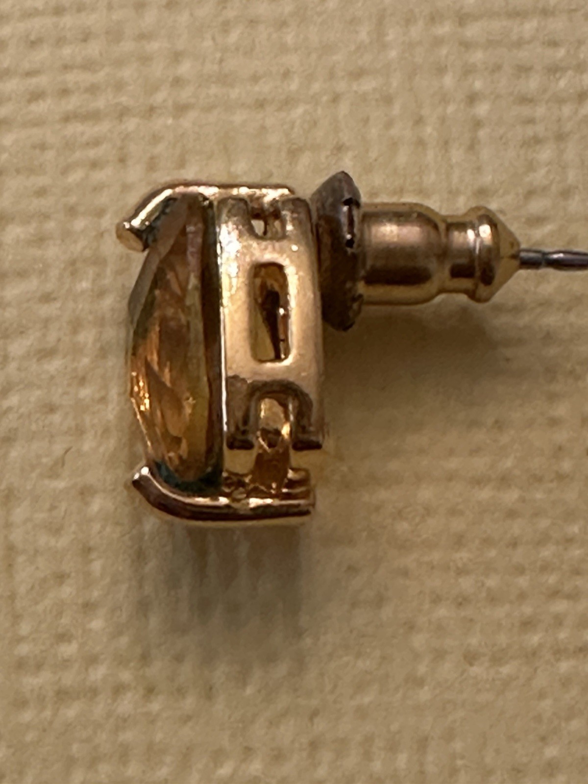 VTG Unsigned Joan Rivers Classics Coll. Faux Citrine & Gold-Toned Stud Earrings