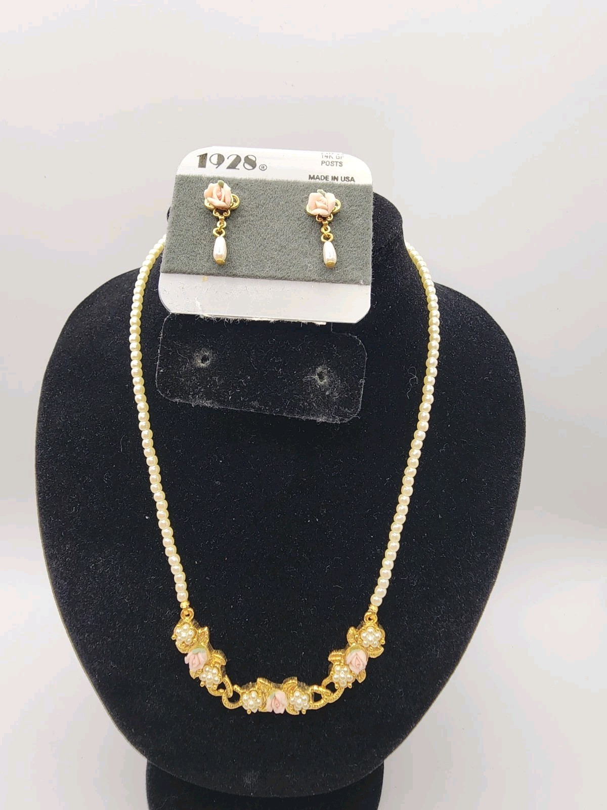 1928 Vintage Porcelain Rose Pearl Choker Necklace Earrings Set Victorian Revival