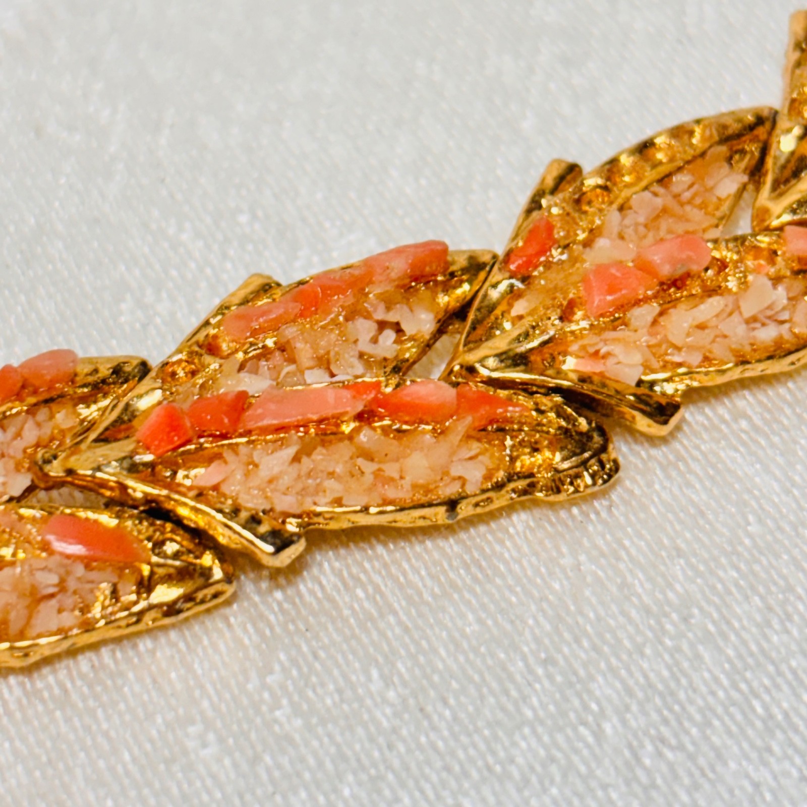 BRACELET orange white stone chips fold over clasp vintage DAMAGE missing chips