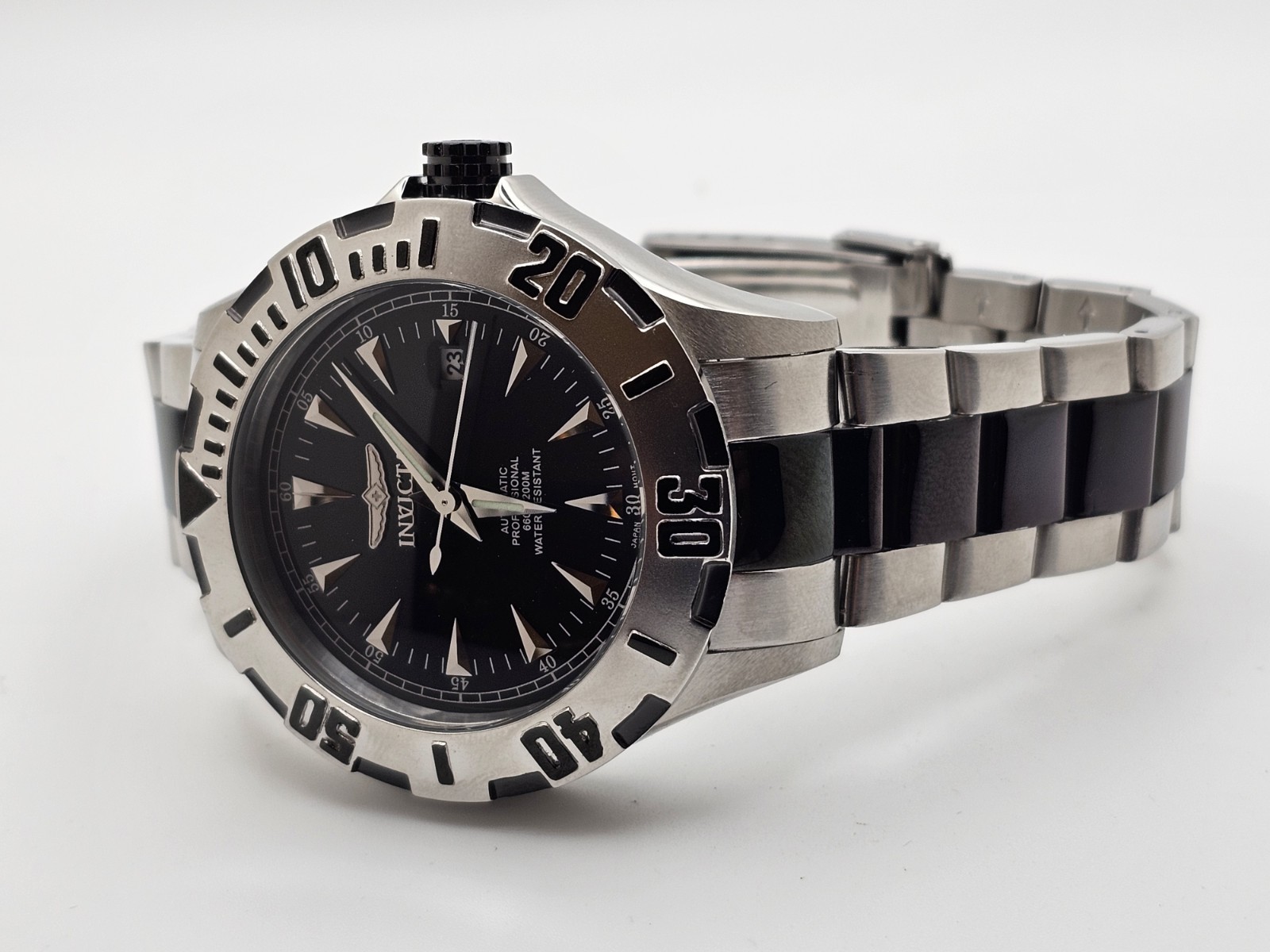 Neo-Vintage Invicta “OCEAN GHOST” Men Automatic Date Watch Black Dial Twotone
