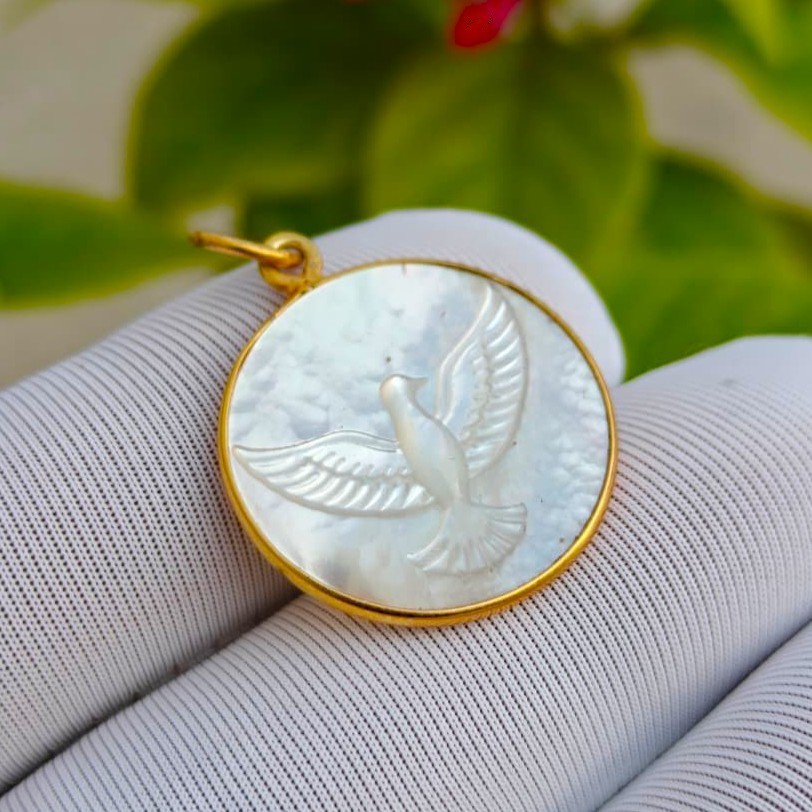 Natural Mother of Pearl Dove Pendant 925 Sterling Silver Gold Plated Jewelry