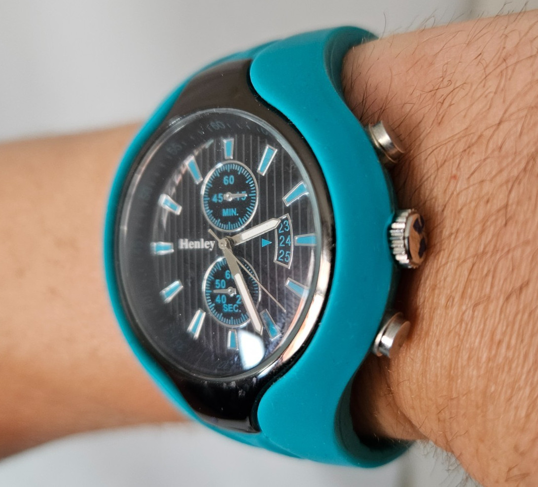 Henley Men’s Sports Watch Turquoise H02042.6, SIlicone Strap, Splash-proof, EXC