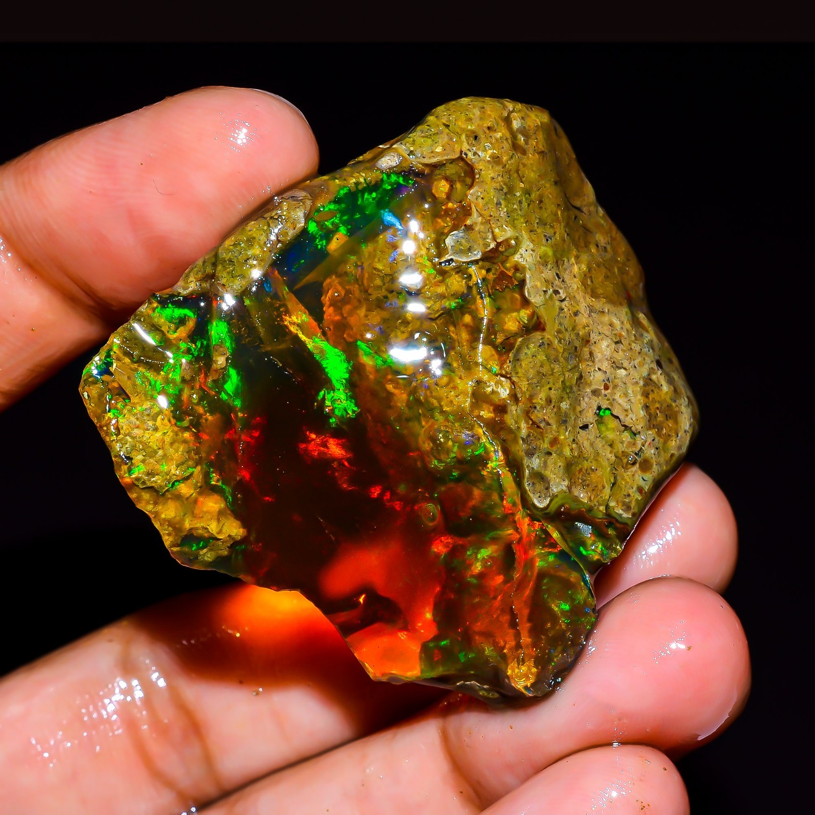 80.50 Ct Natural Fire Ethiopian Opal Oil Rough Gemstone For Jewelry 41x38x13 mm
