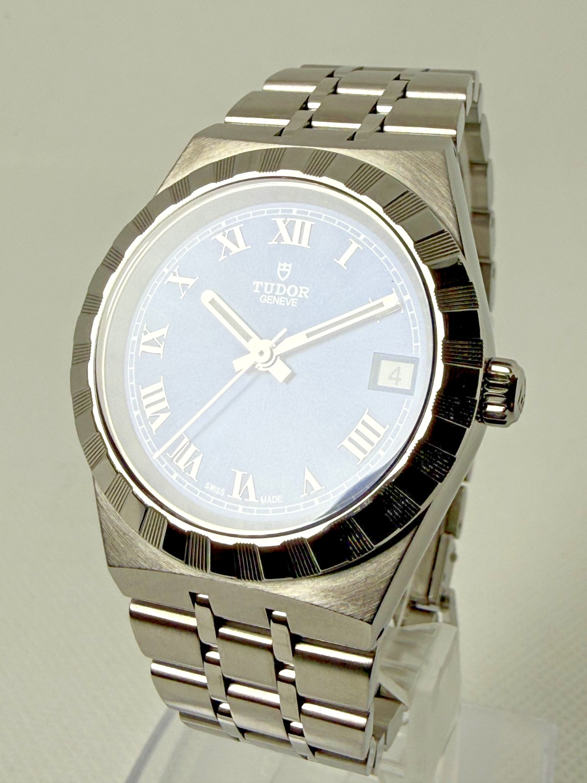 TUDOR Royal Date 28400 Blue Dial Automatic Men’s Watch 34mm Swiss Made