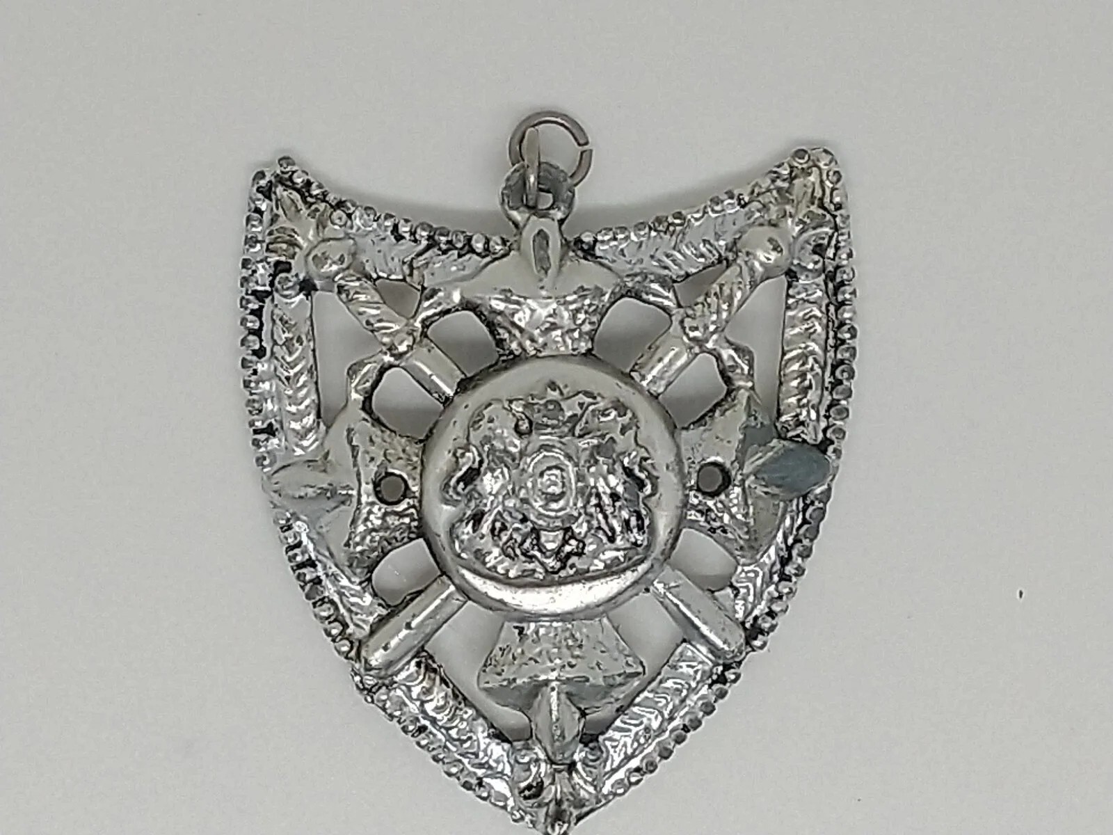 Vintage Scottish Mid-Century Shield Coat Of Arms Pendant Lions Gate 1970’s