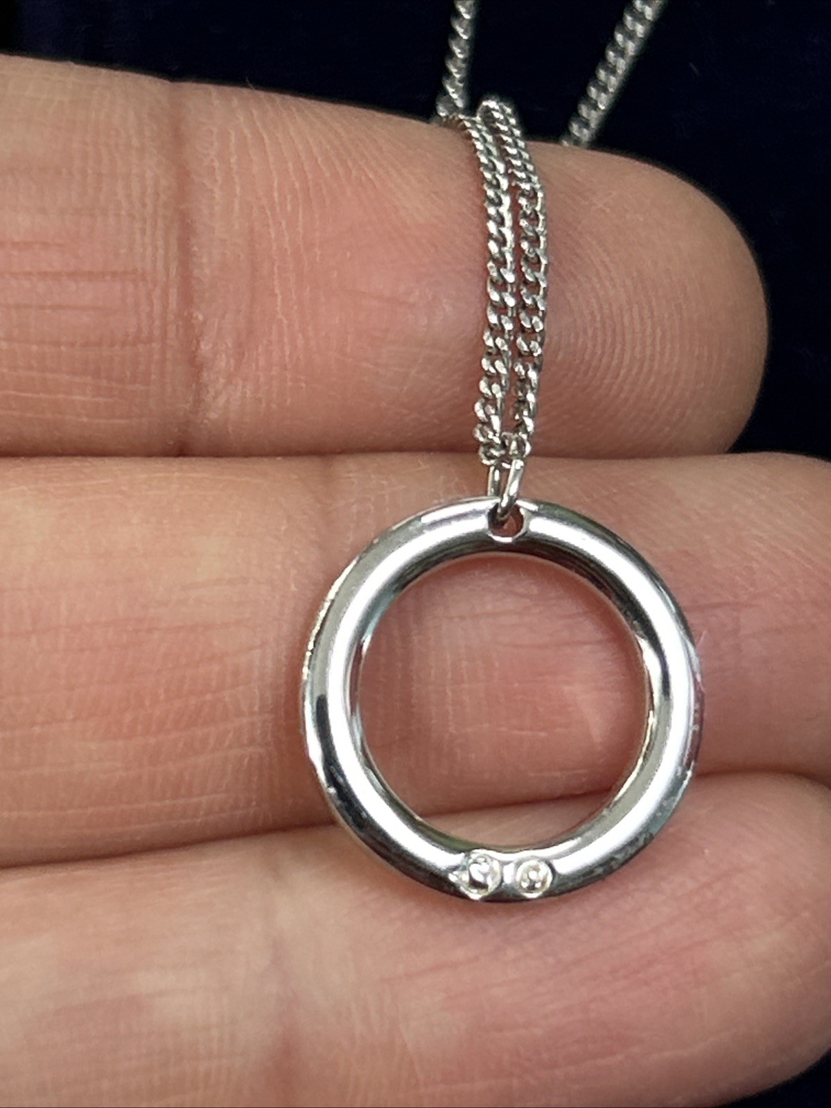 Swarovski Pave Rhinestone Infinity Circle Round Pendant Necklace 15” Signed