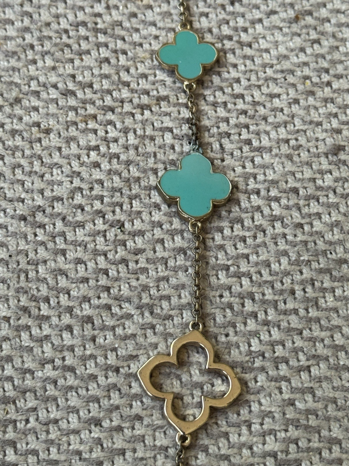 Vintage Gold Tone Metal and Turquoise Enamel Clover Leaf Shaped 38” Necklace