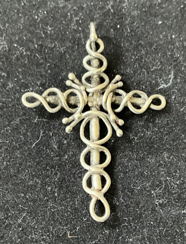 Vintage Silver Plated Pendant – handmade designer in the 70’s 1.75” x 1.25”