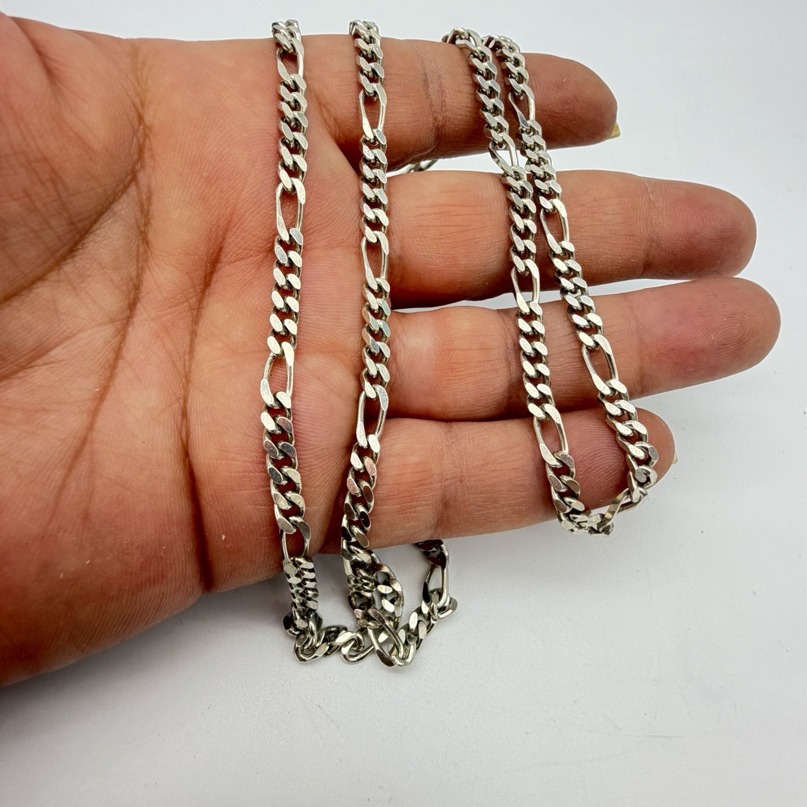 Vtg 925 Italy Sterling Silver Figaro Link Chain Necklace 24” 4mm Flat 21.7 Gr
