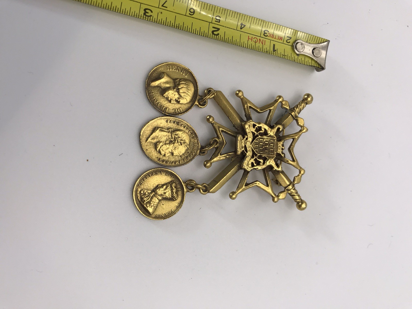 Vintage Coat of Arms With Crossing Swords Crest Coins Brooch Pin Viribus Unitis