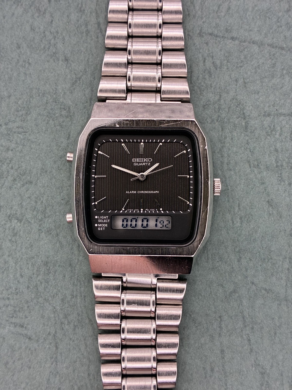 Vintage Seiko Duo Display Quartz Watch / H601-524A / JDM / Ana-Digi / Dec 1987