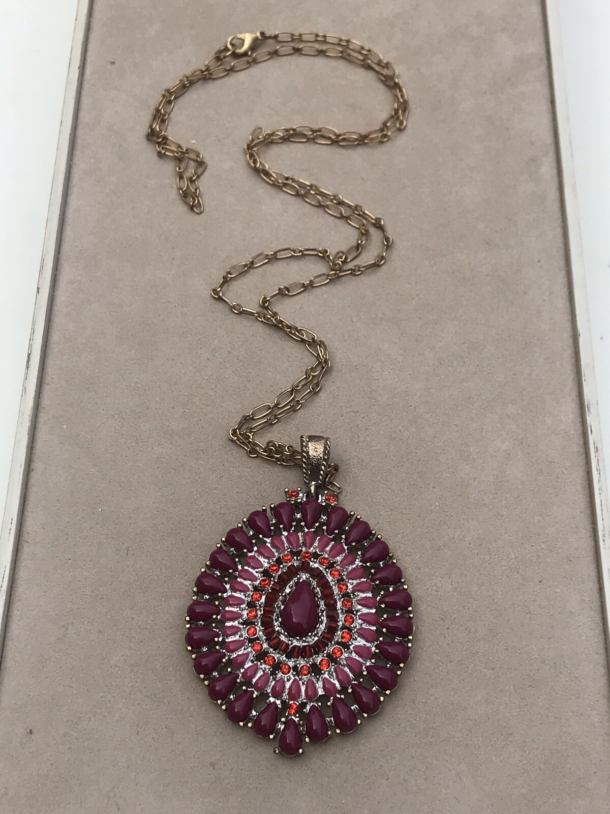 Vintage Red Burgundy Stones Gold Tone Pendant Necklace