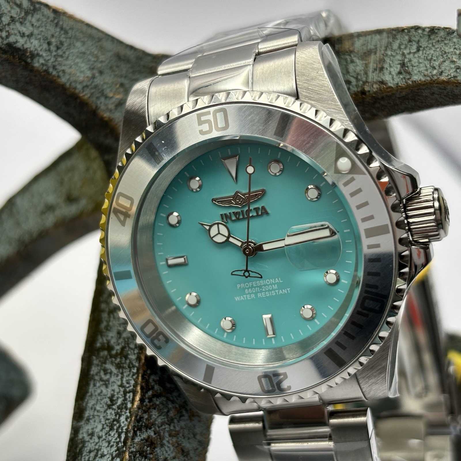 Invicta Pro Diver Aurenova Men’s Watch 40mm Steel/Aqua (50957) NEW