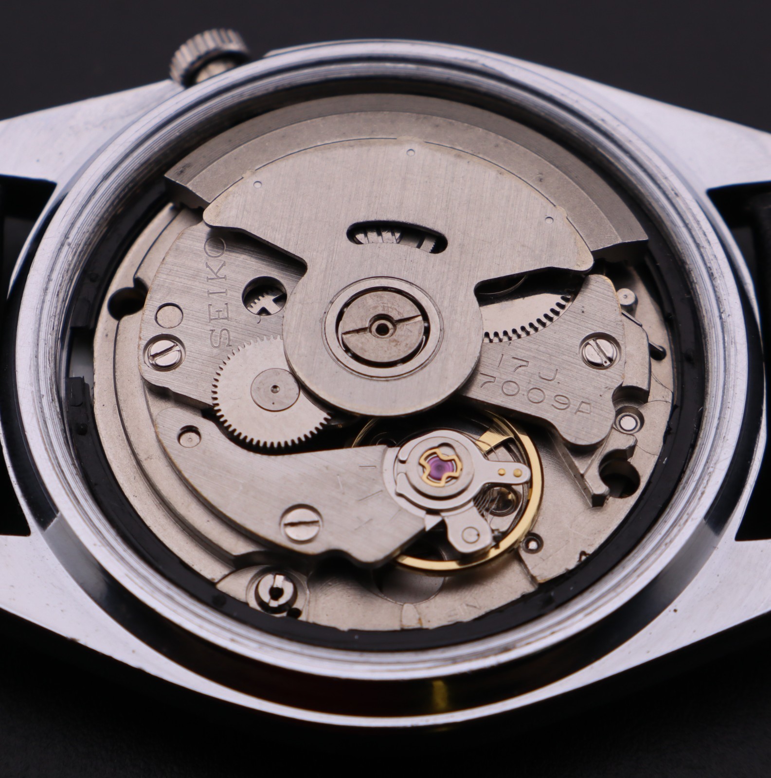 Vintage Seiko 5 Automatic 7009A Japan Made Men’s Wrist Watch, Day/Date