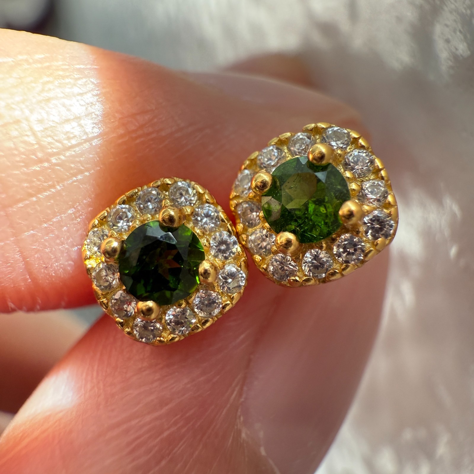 925 Sterling Silver Earrings 3mm Green Natural Diopside Gemstone Zircon Stud NEW