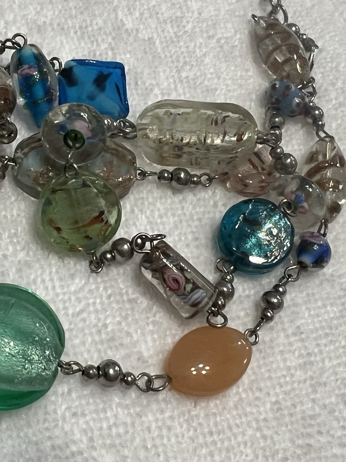 J26- Premier Designs Venetian Murano Art Glass Beads Rhodium Plated 32″ Necklace