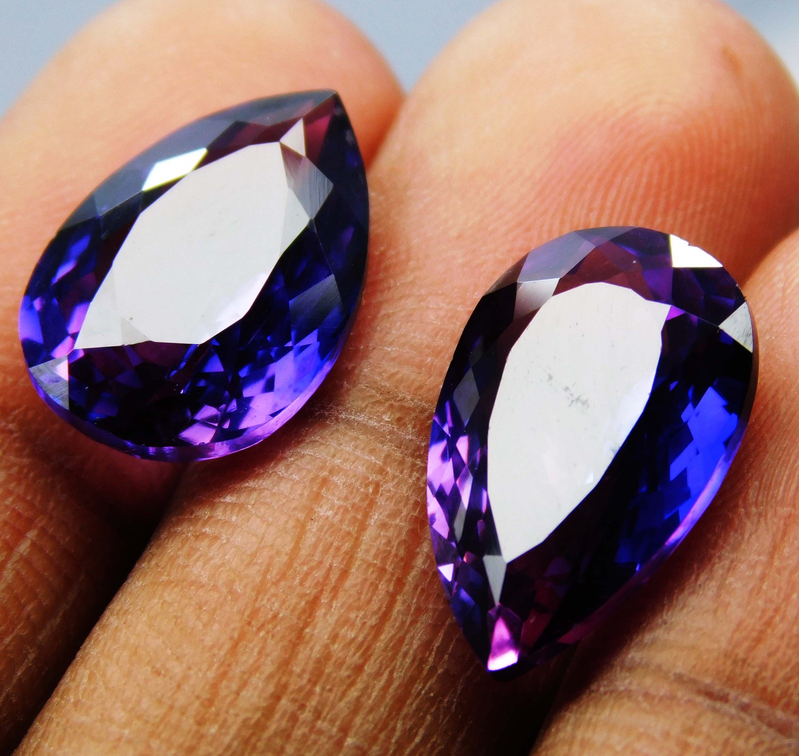Extremely Rare Natural 15.85 Ct Purple Tanzanite Pear Cut CERTIFIED Loose Gem