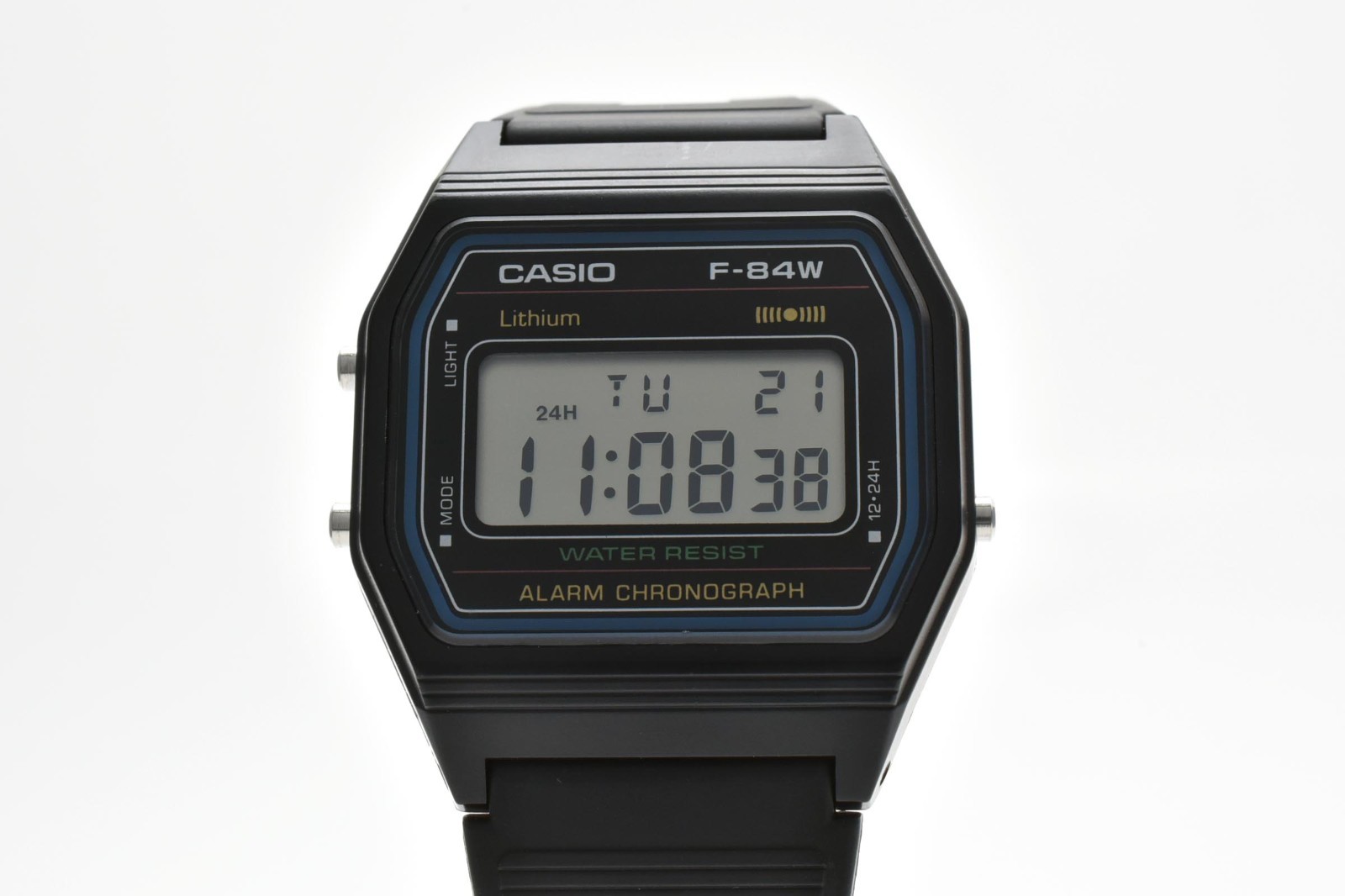 Casio F-84W-1 Digital Wristwatch F-84W Classic Retro Vintage Men’s Watch Japan