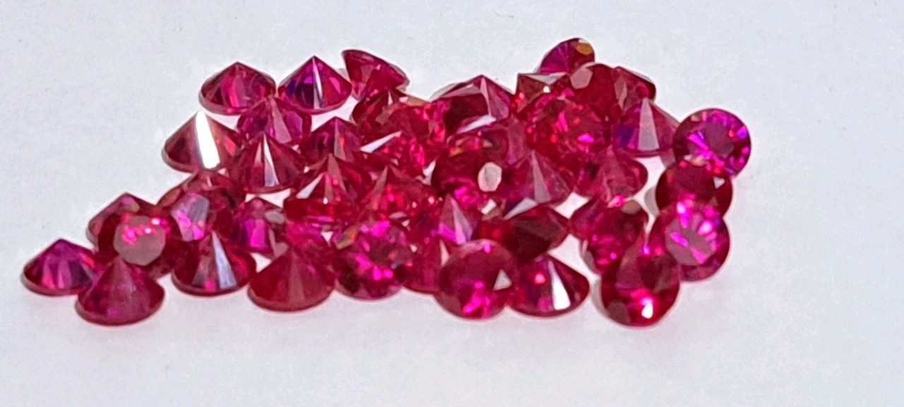 10 Pieces 6.5 mm Round Ruby Color Synthetic CZ Cubic Zirconia Loose Stones