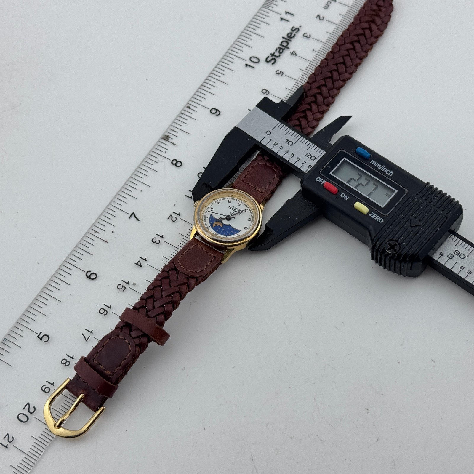 VTG Armitron Quartz Watch Women Moon Phase Gold Tone Leather Analog New Batter