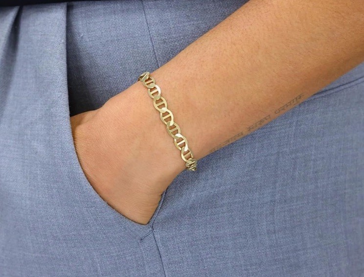 Real 10 KT Stamped Yellow Gold Mariner Link Chain Bracelet Unisex 8” L, 6mm W