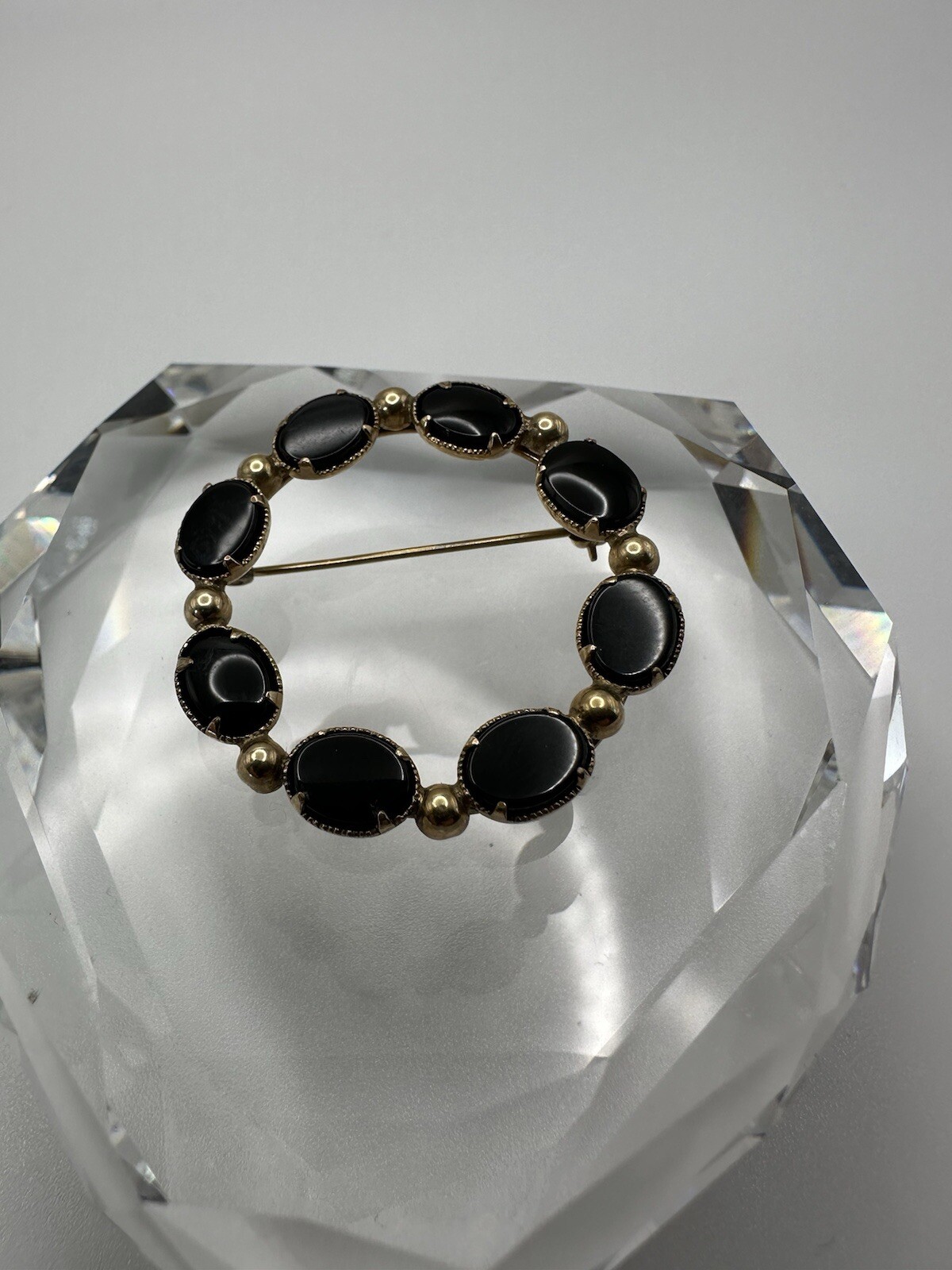 Vintage Bal Ron 12k GG Circle Onyx Brooch 3.6cm JB10