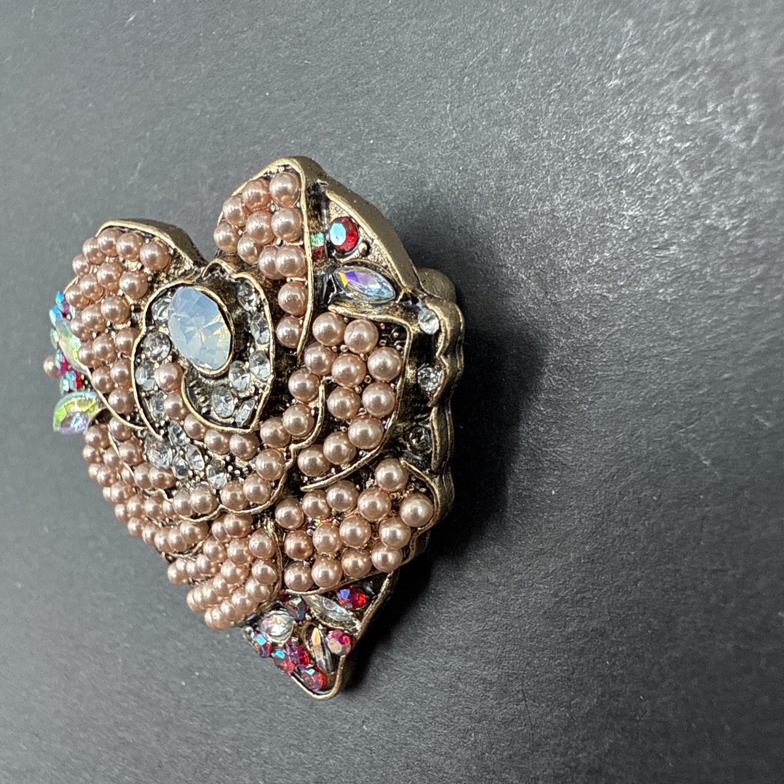 Rhinestone Pearl Heart Brooch Pin J26