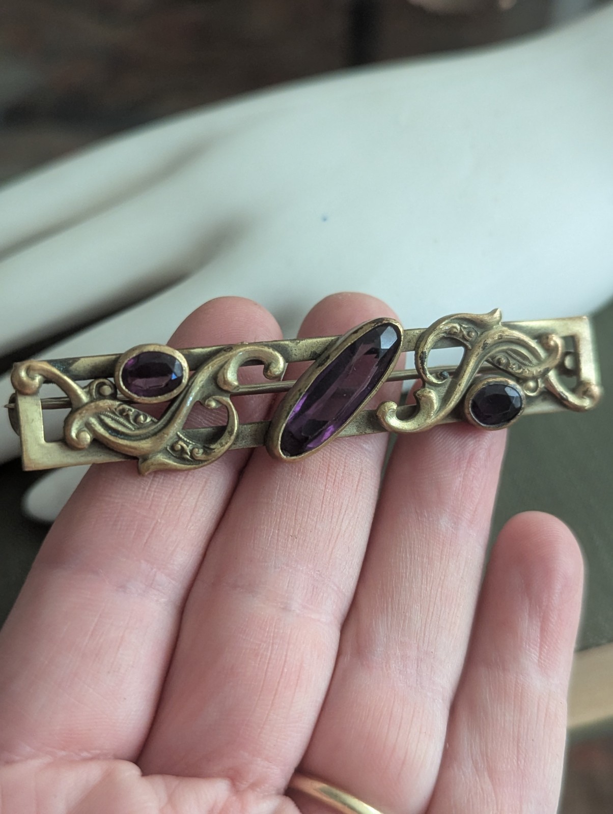 Edwardian Art Nouveau Gold Tone Floral brooch Faux Amethyst Stone Large C Clasp