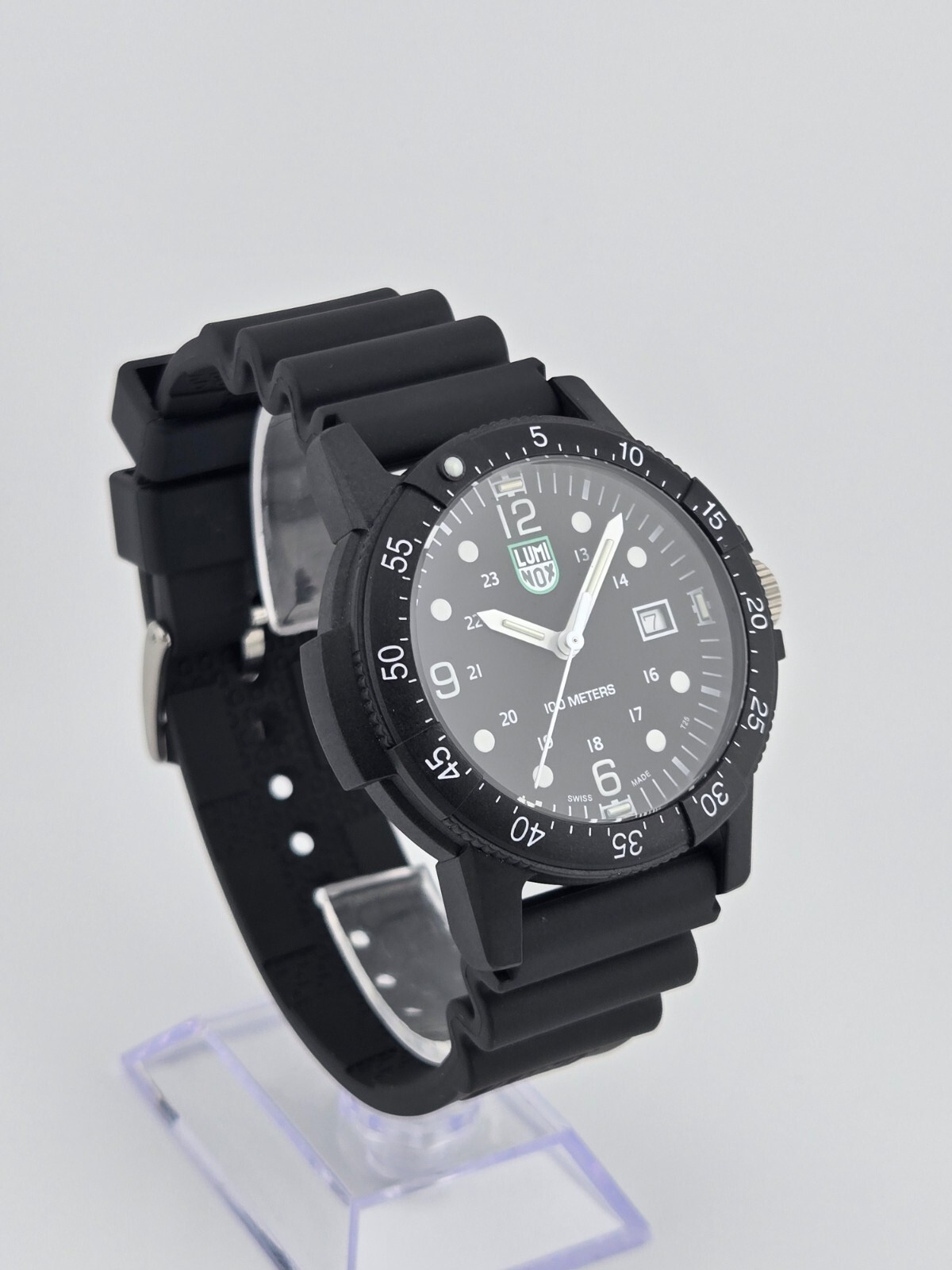 Luminox Sea Bass CARBONOX Men’s Black Dial Rubber Strap Watch – X2.2001