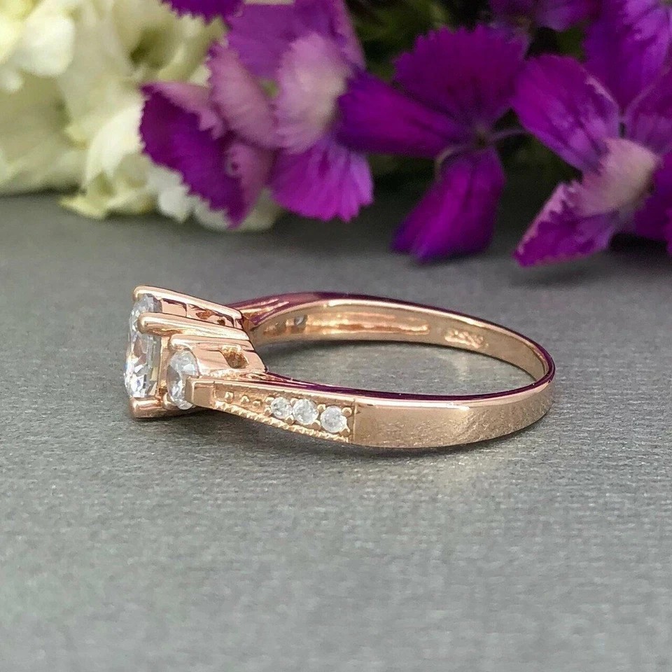 14K Rose Gold Plated In 2.30Ct Round Cut Simulated Diamond Women’s Wedding Ring