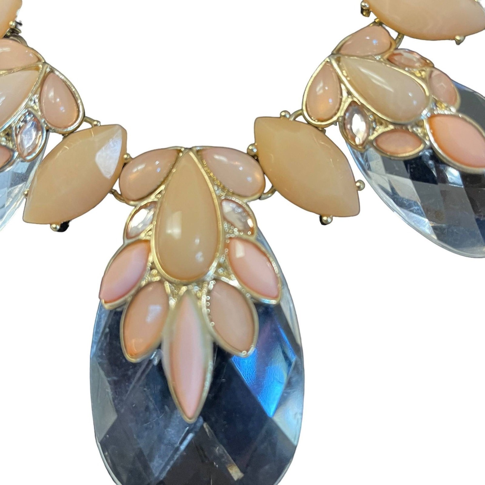 Peach and Clear Teardrop NecklaceBib Necklace Gold Tone Closure: Lobster