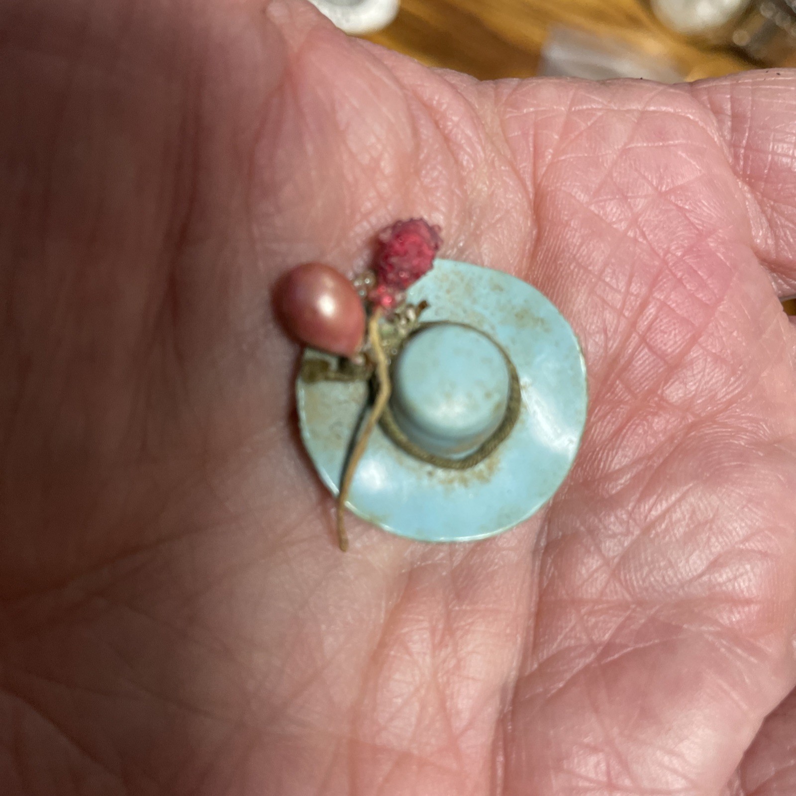 Vintage Plastic Celluloid Spring Easter Tiny Hat Brooch Pin