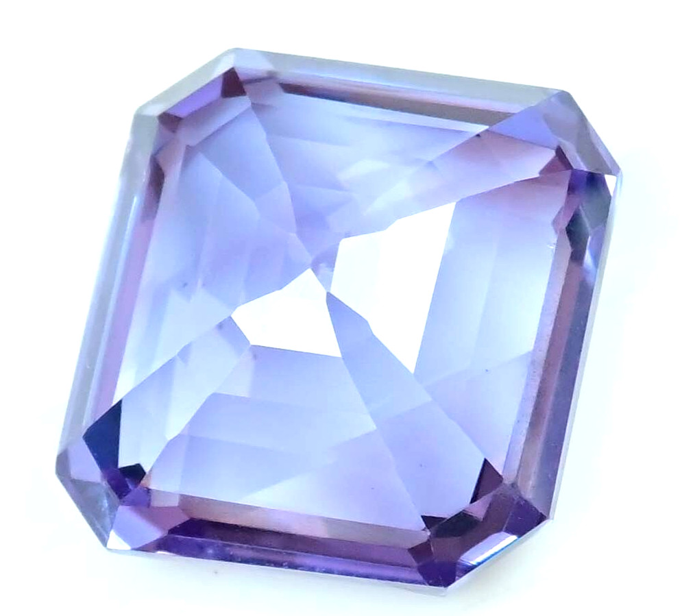 Flawless Natural Alexandrite Color Change 20.00 Ct Octagon Certified Gemstone