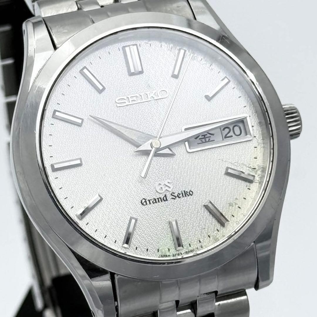 Grand Seiko SBGT001 9F83-9A00 Quartz Textured Dial Day-Date Men’s Watch USED