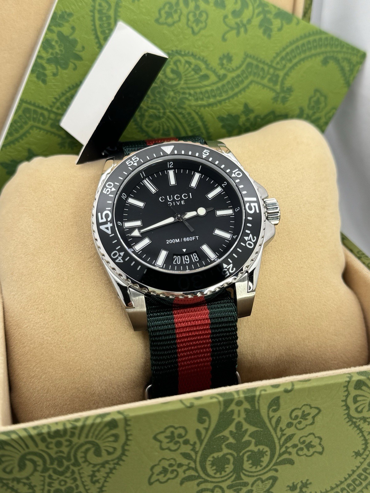 GUCCI YA136206 Dive Black Dial Red and Green Nylon Men’s Watch