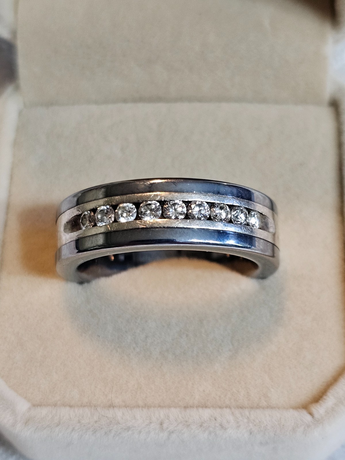 Triton Tungsten Carbide and 925 Sterling Silver Natural 9 Diamond Ring Sz 11