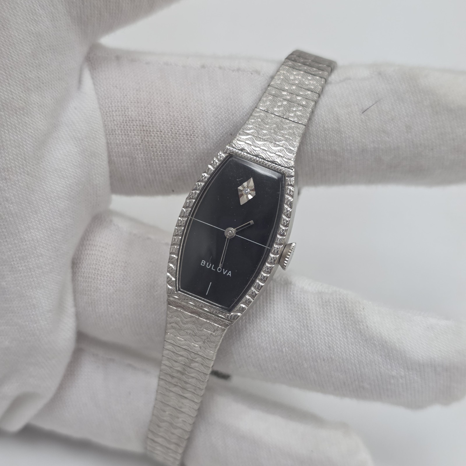 1974 Vintage Bulova 6CL M80 Gold Plated Ladies Watch Silver Tone Black Dial