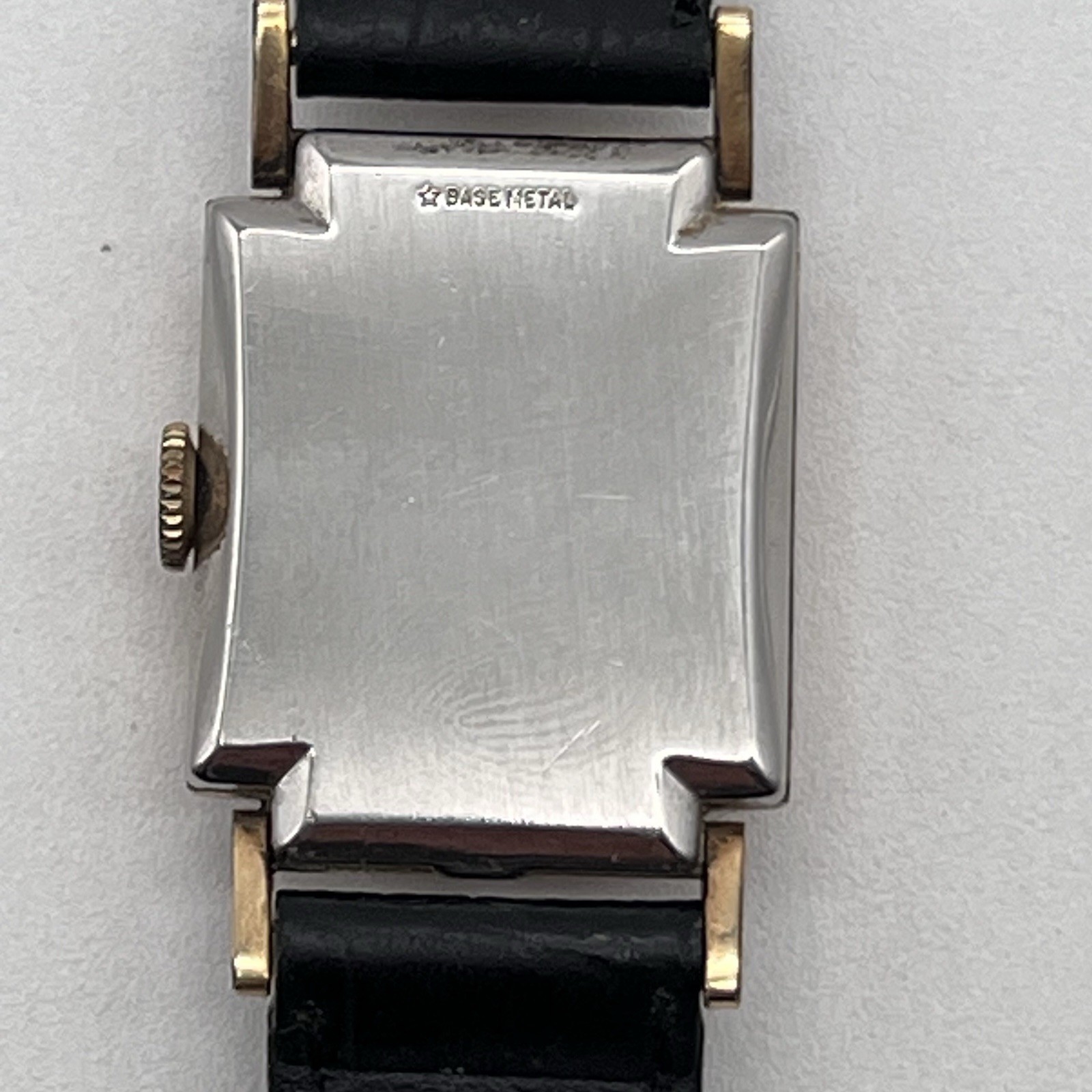Vintage GOTHIC Jar Proof Manual Wind Men’s Wristwatch from the mid-20th century