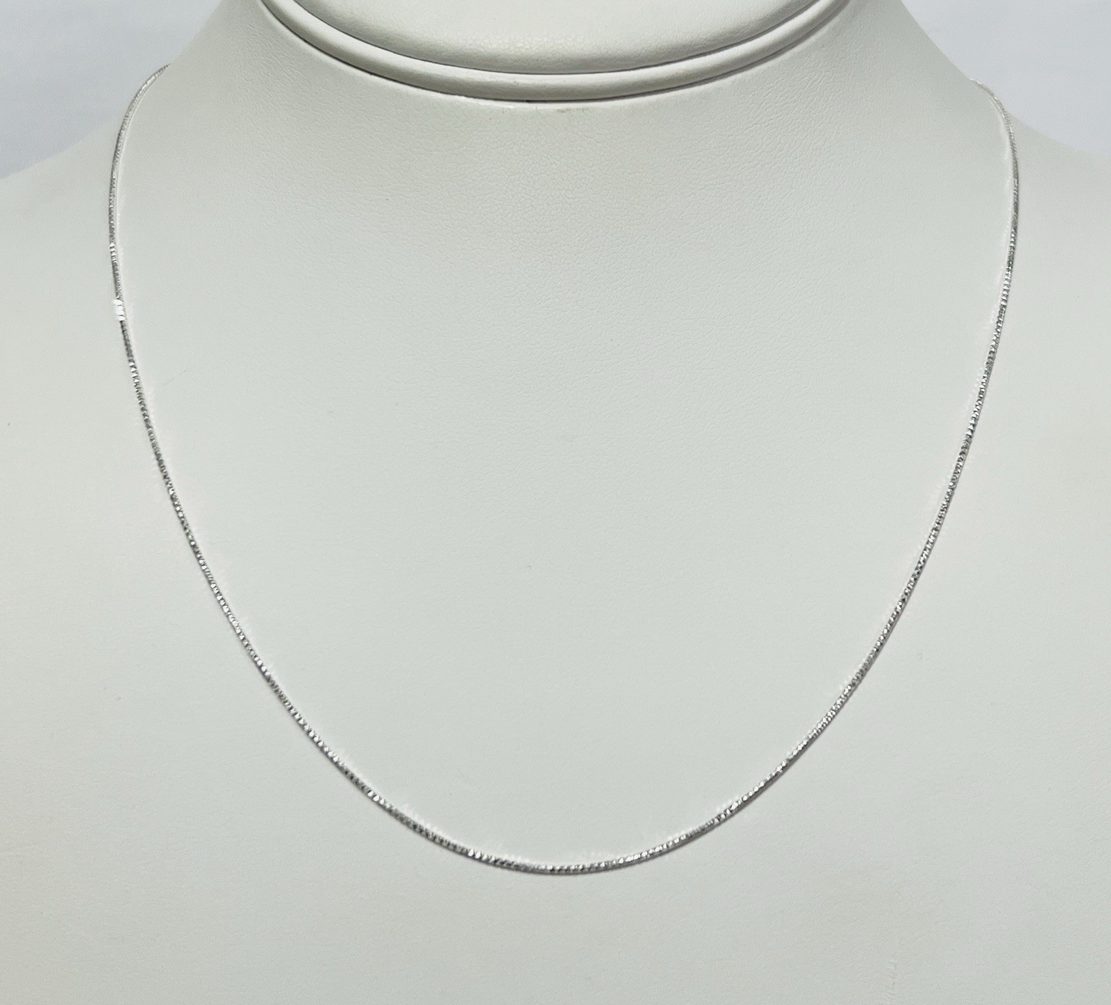 Sterling Silver .9mm Diamond Cut Snake Chain Necklace 18 Inches