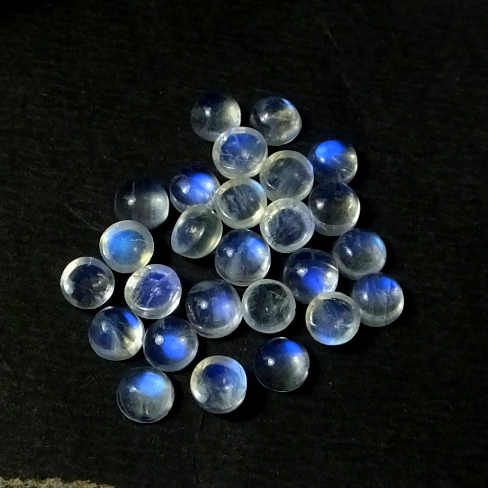 Rainbow Moonstone Blue Fire 5X5 mm Round Cut Cabochon Natural Gemstone 18 Pieces