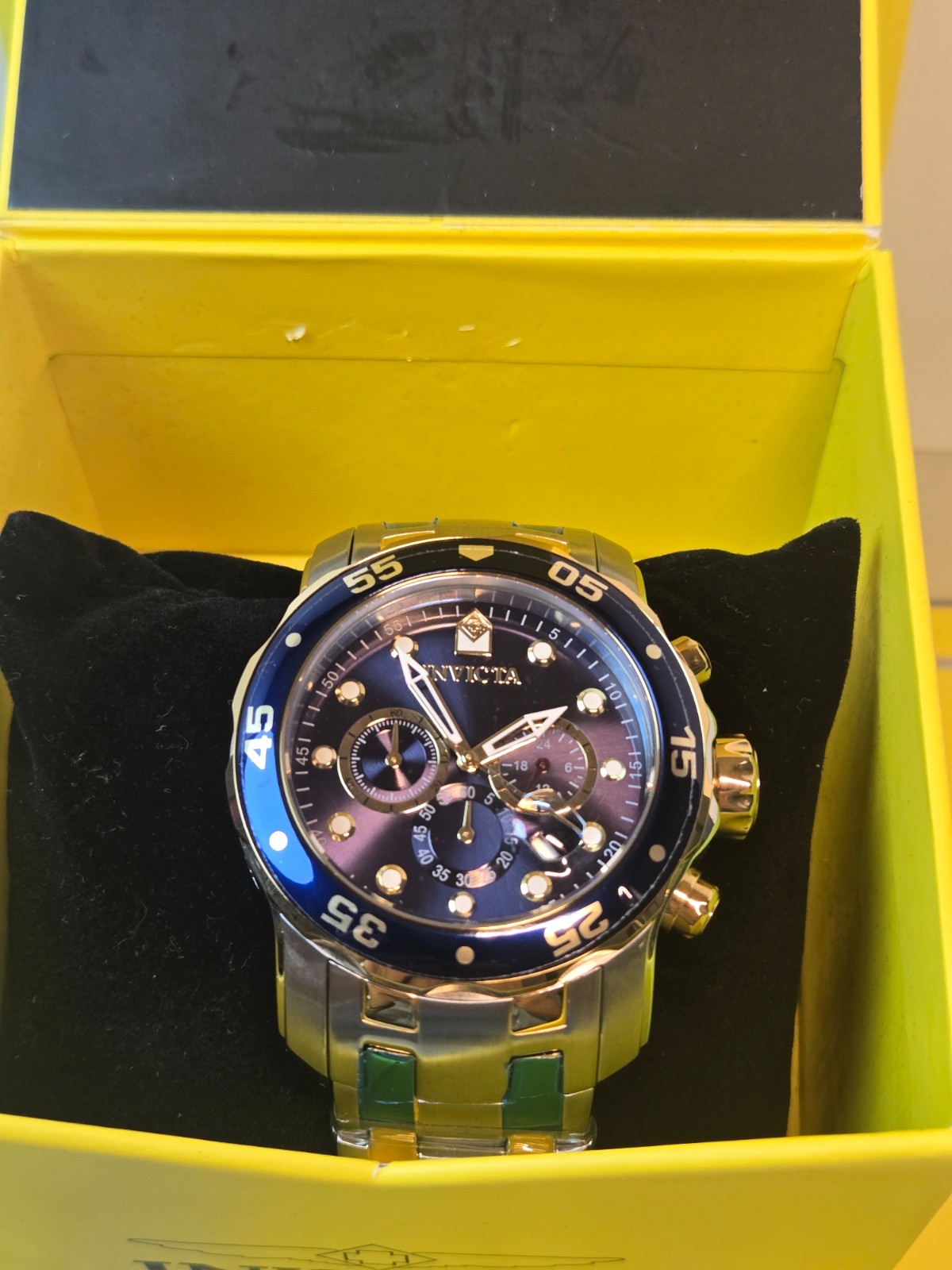 Invicta Pro Diver SCUBA Men’s Watch – 48mm. Steel, Gold with Blue Dial Date NEW!