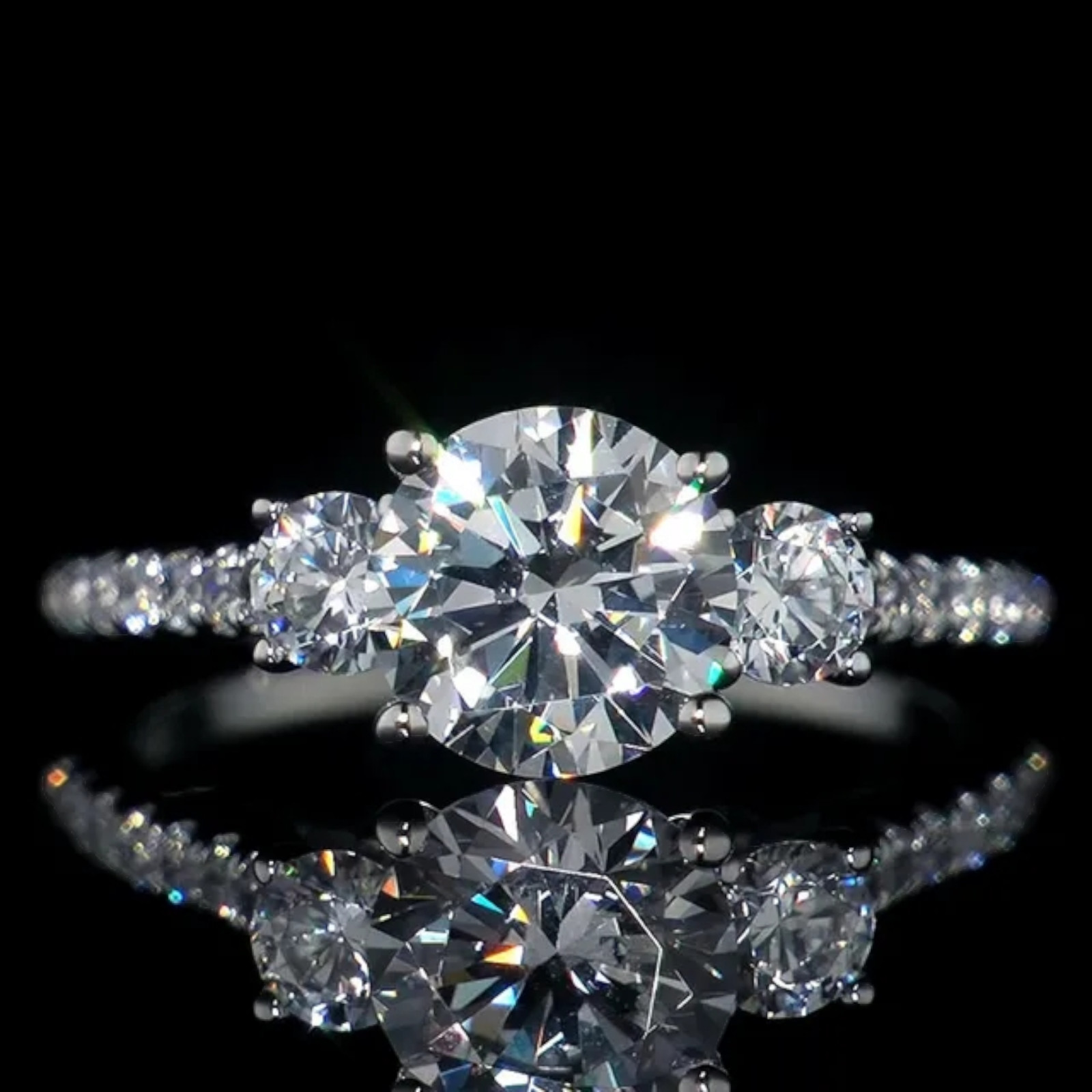 Silver Plated Elegant Round Cubic Zirconia Wedding Ring For Women Size 6-10