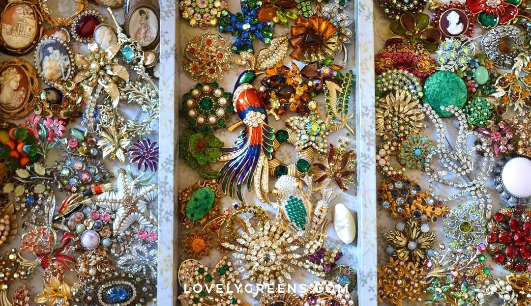 HUGE 20 Pounds Untested Jewelry Lot Vintage Mod Junk Craft & Good Resell Mix In