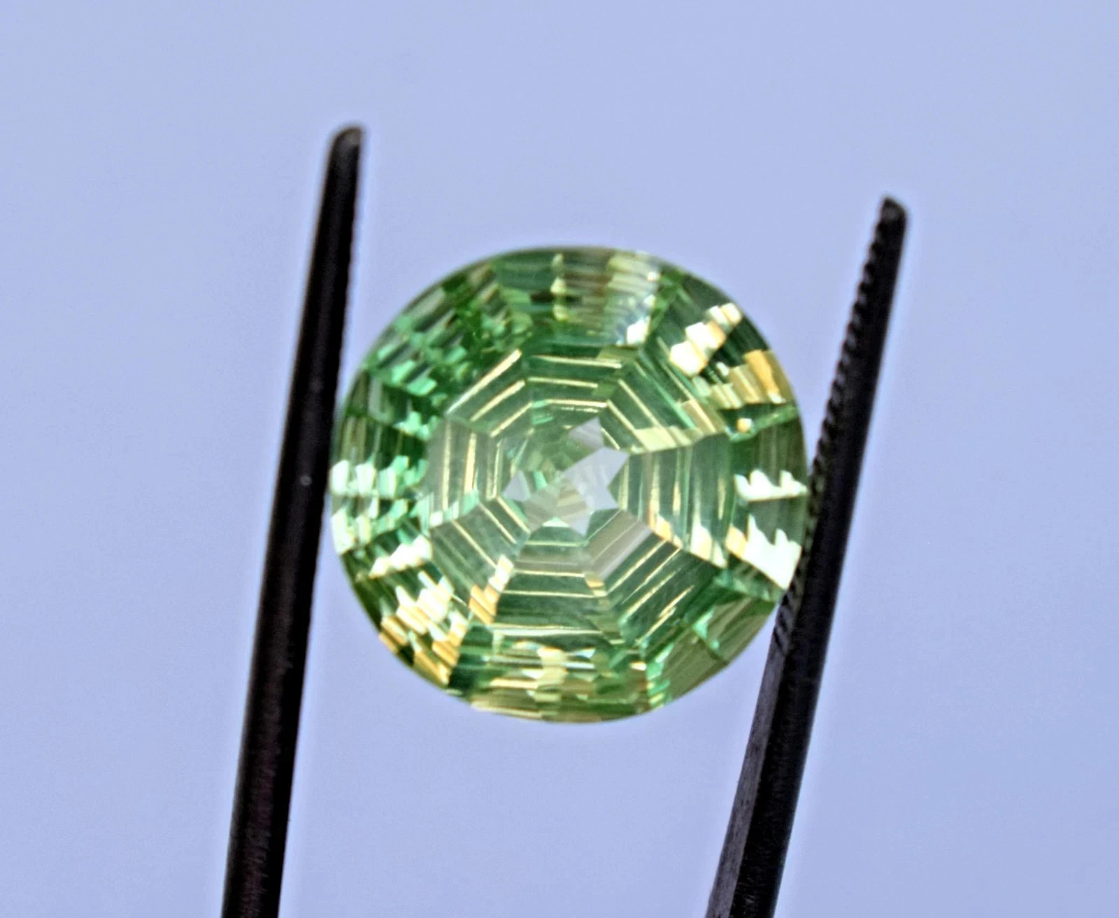 Natural Master Cut GIE Certified 8.85 Ct Ceylon Green Sapphire Loose Gemstone