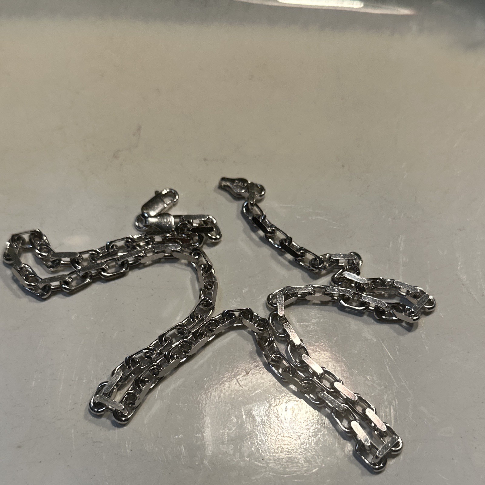 Sterling silver 22 inc cable ChainLink Necklace, No Stone, Lobster Clasp Closure