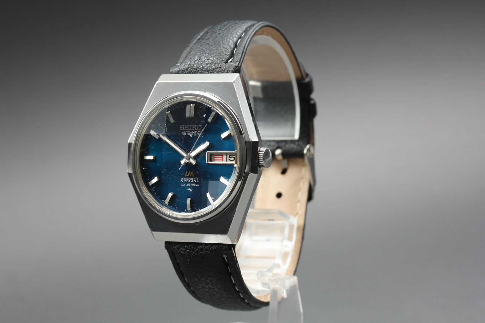 Vintage 1974 ‘ Kanji ‘ Seiko Load matic Special LM 5216-7110 Blue AT Watch JAPAN