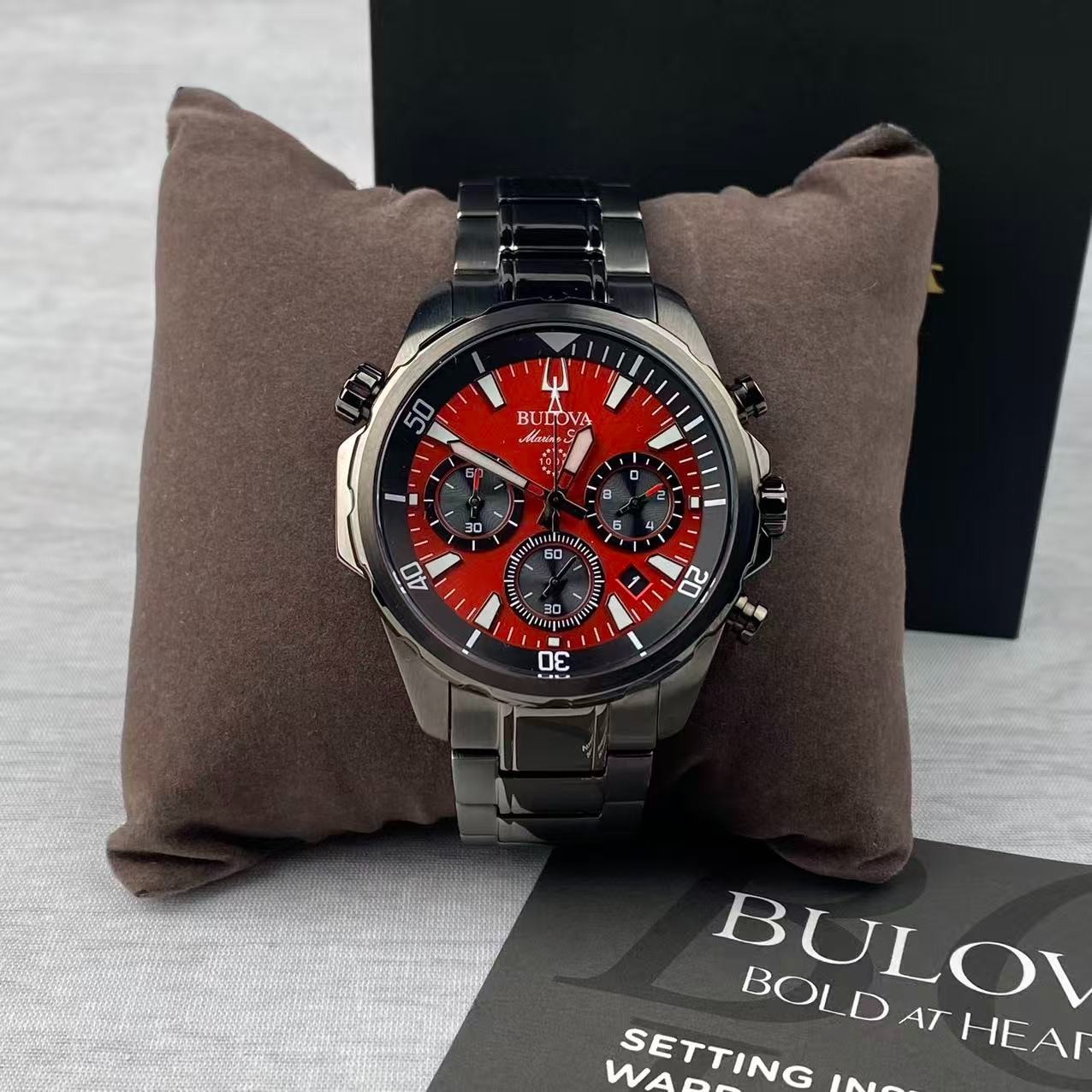 New Bulova Marine Star Men’s Chronograph Quartz Watch Red Dial 98B350 43 mm