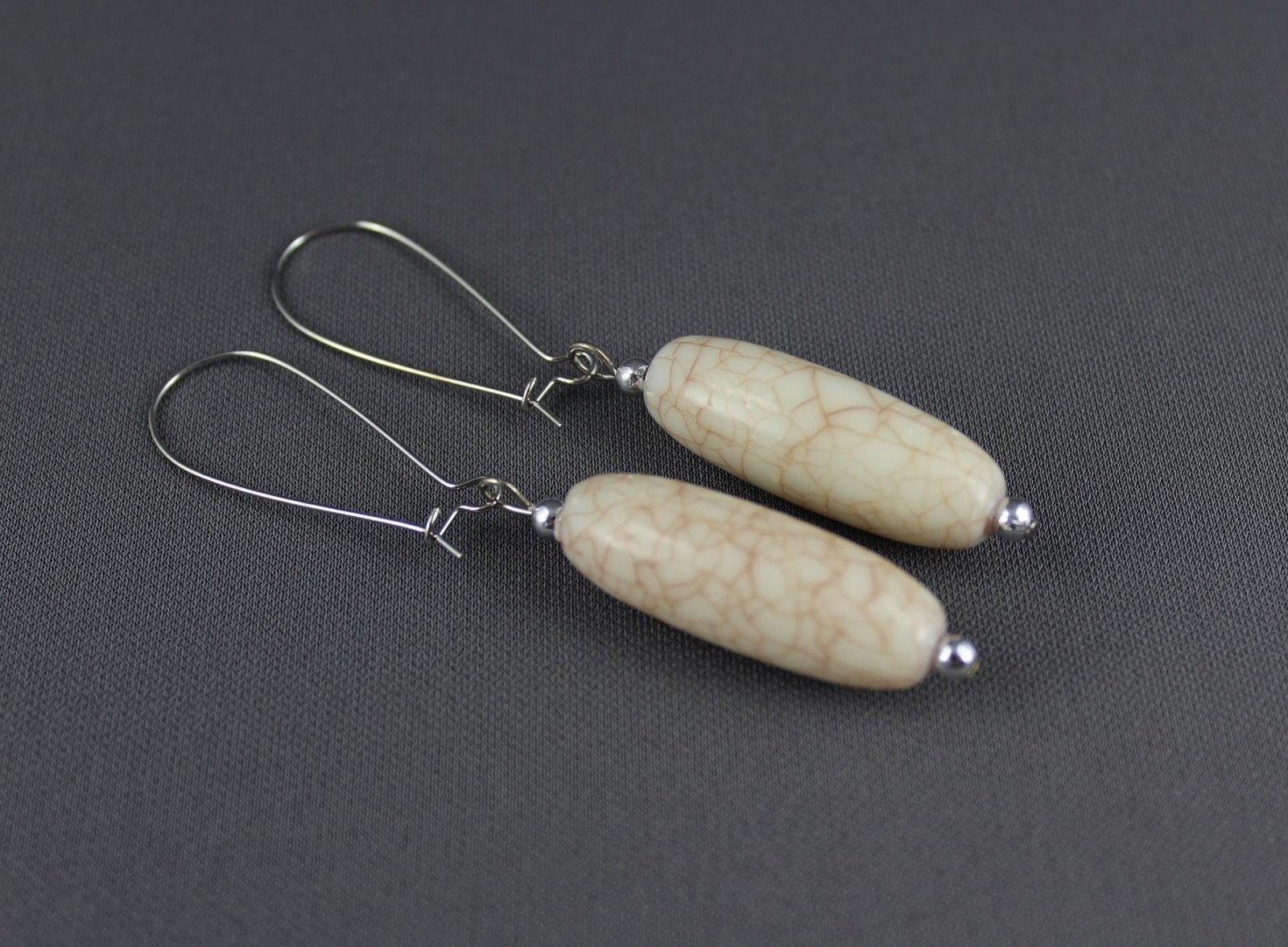 Cream Silver oval bead dangle earrings kidney wire dangly oblong beads
