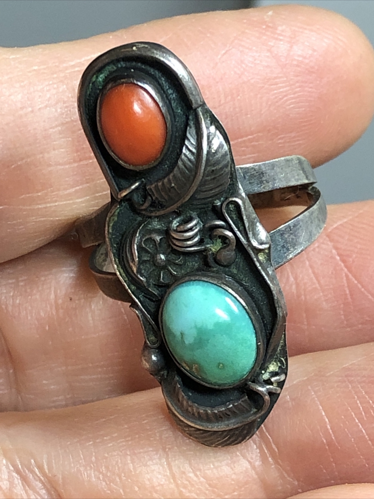 12. Roger Skeet 925 Sterling Native American Turquoise Coral Leaf Ring 8-8.25ss